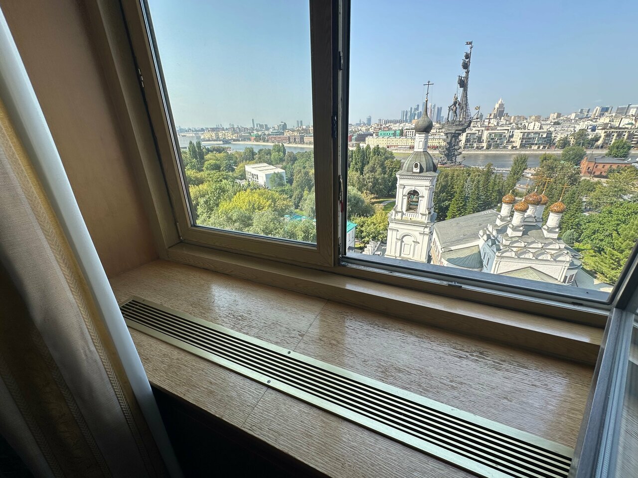 Гостиница Президент-Отель Москва-186