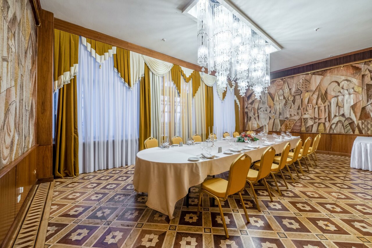 Гостиница Президент-Отель Москва-116