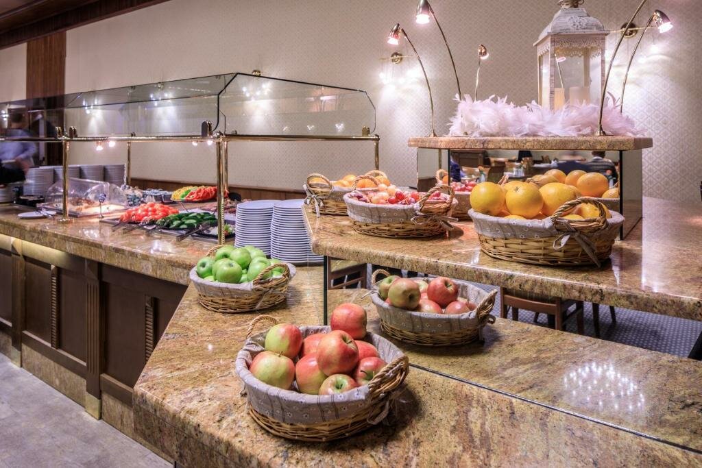 Гостиница Президент-Отель Москва-94