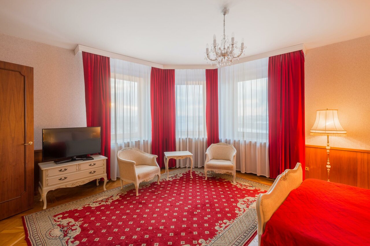 Гостиница Президент-Отель Москва-106