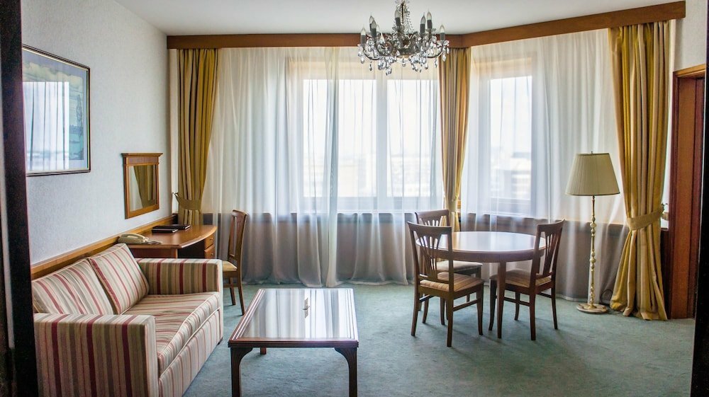 Гостиница Президент-Отель Москва-199