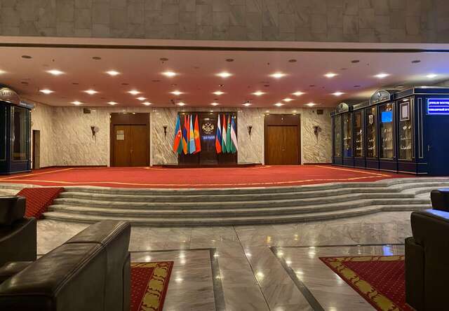 Гостиница Президент-Отель Москва-85