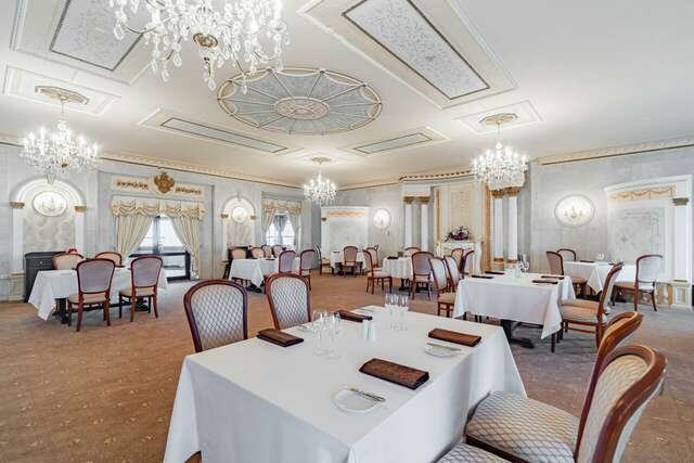 Гостиница Президент-Отель Москва-156