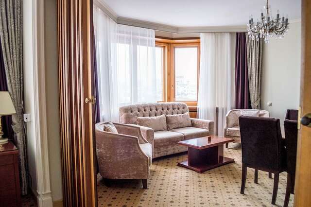 Гостиница Президент-Отель Москва-152