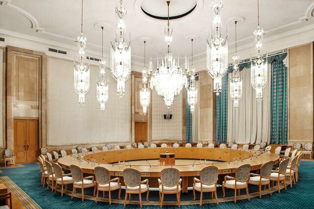 Гостиница Президент-Отель Москва-197