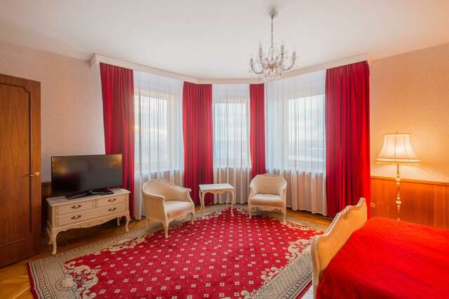 Гостиница Президент-Отель Москва-105