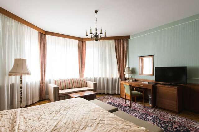 Гостиница Президент-Отель Москва-174